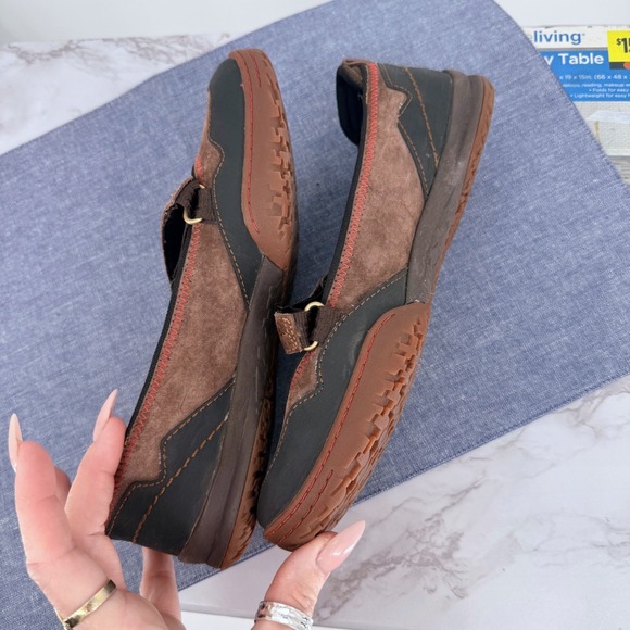 Merrell‎ Albany Women's 8.5 Brown Suede Mary Jane Style Outdoor Comfort Shoes - Picture 6 of 7